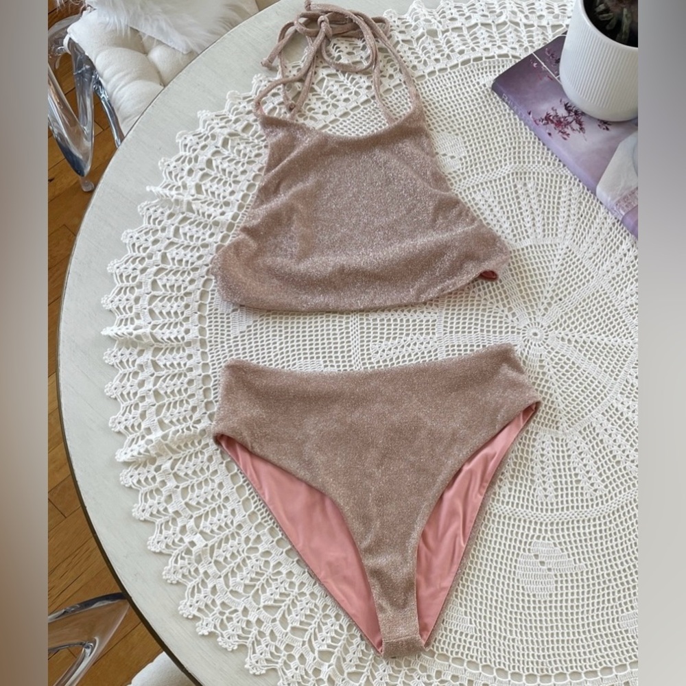 Beach Riot shimmering swim set